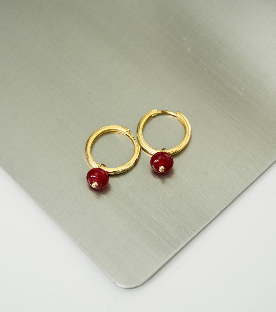 Deep red charm