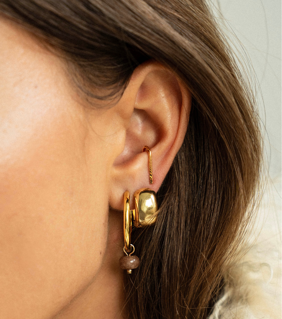 Oorbel - lined up - per stuk