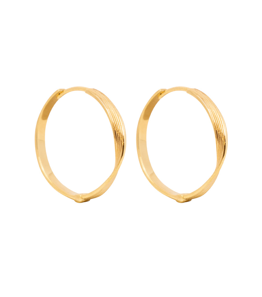 Oorbellen - large swirled click