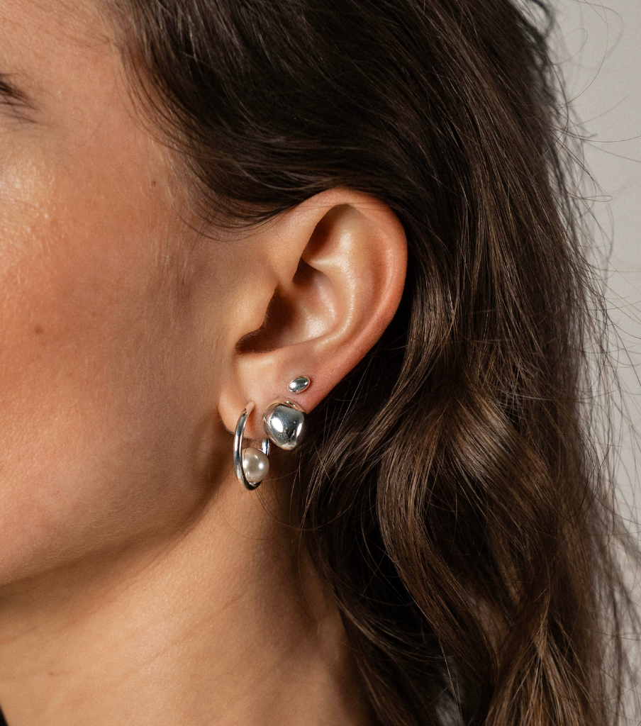 Oorbellen - floating pearl