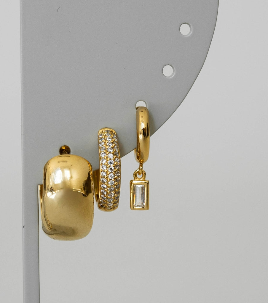 Earrings - pave click