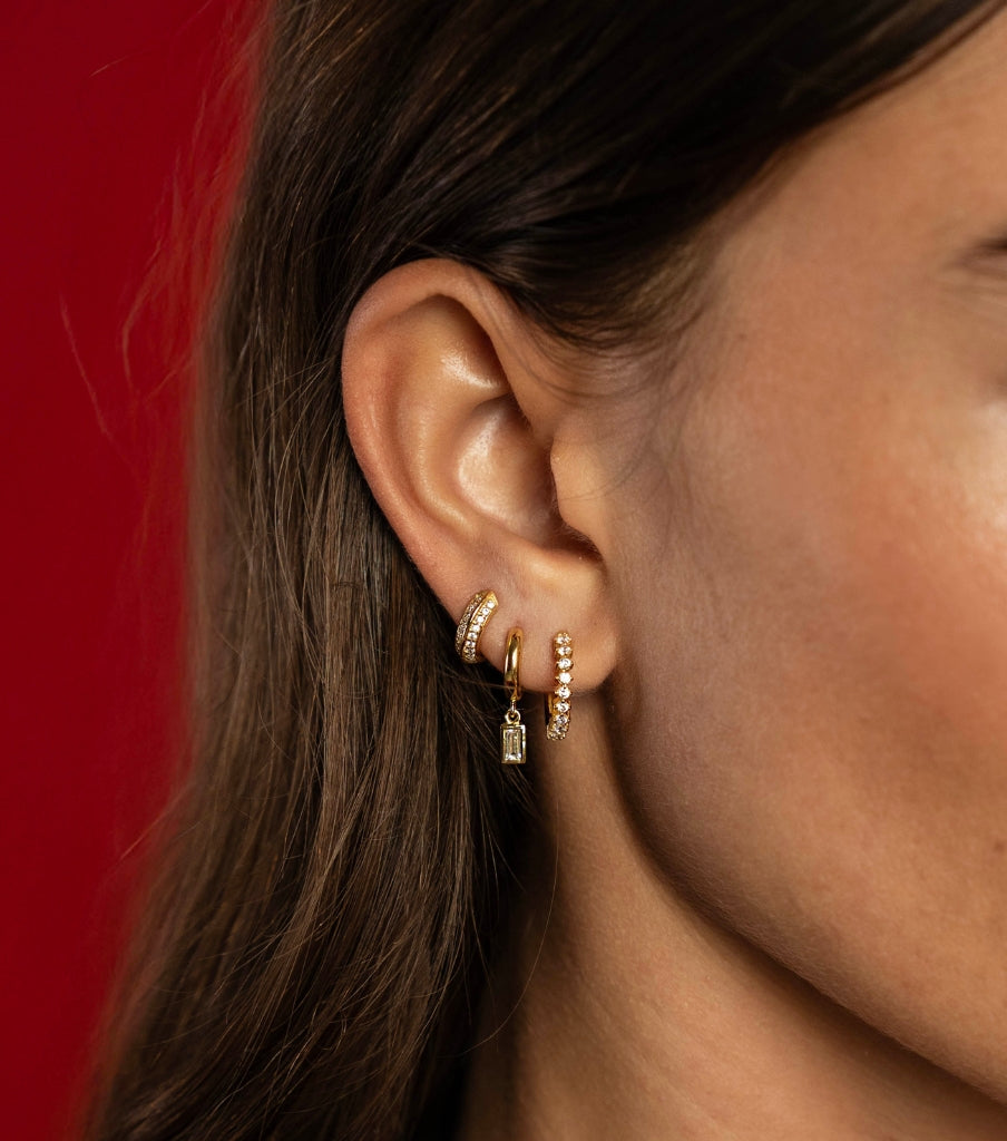 Earrings - baguette drop click