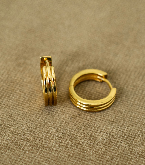 Earrings - sleek line click