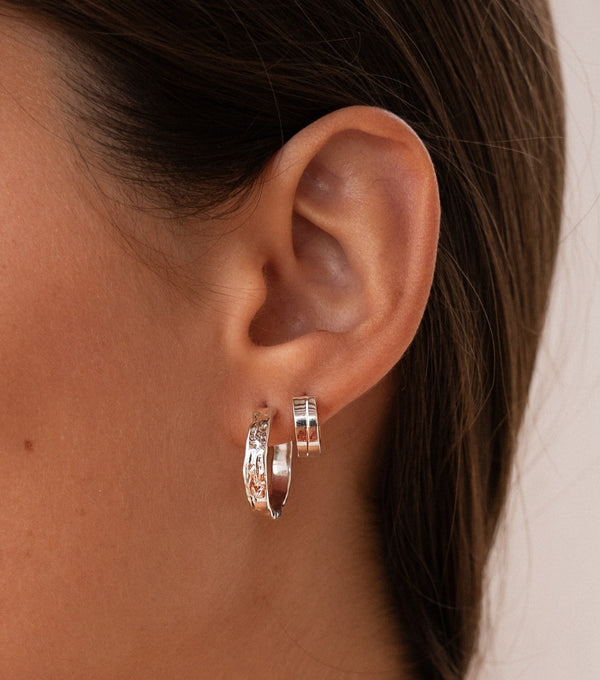 Earrings - ruffle click